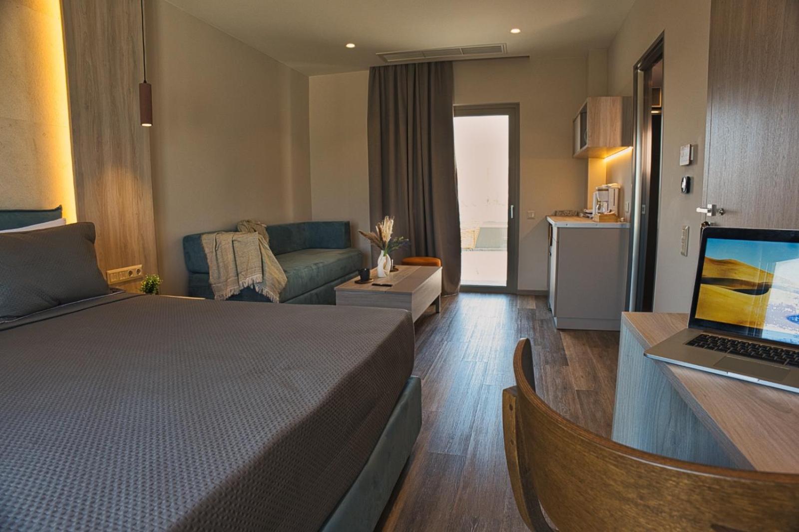 Wellnest Hotel Atenas Exterior foto
